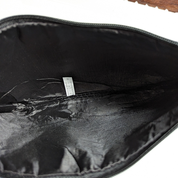 Cosmetic bag Alpaca design - Picture 3 of 4